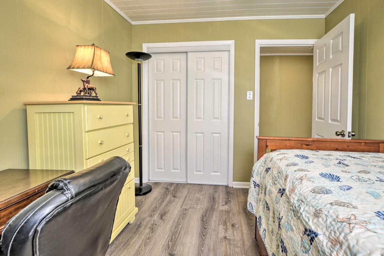 Holden Beach Family Abode - Steps To Ocean! Exterior photo
